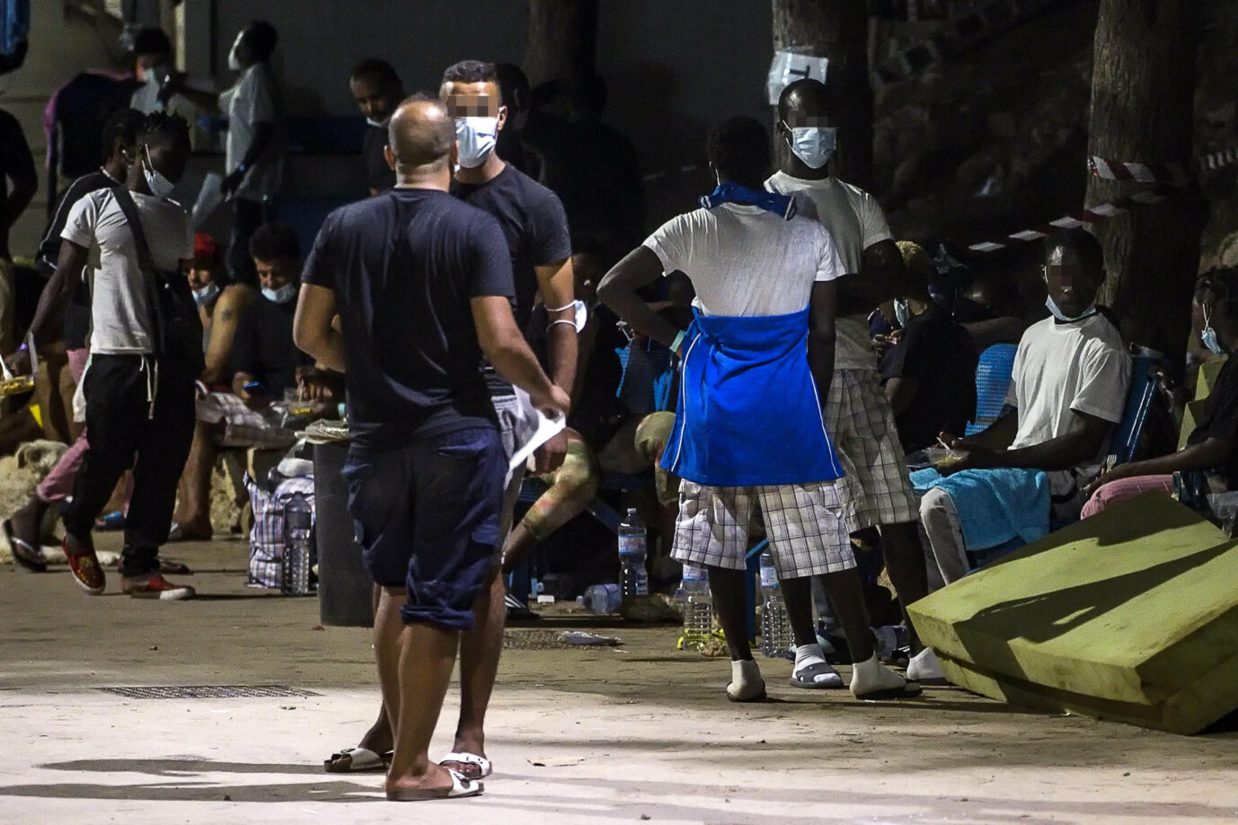 Migranten im Aufnahmelager auf Lampedusa (Archivbild) Foto: picture alliance / ANSA | ANGELO CARCONI