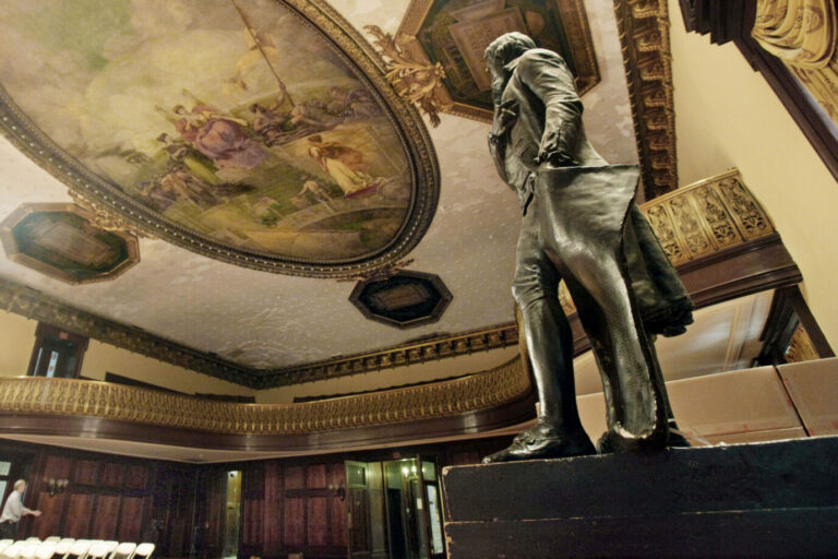Die Statue des US-Gründervaters Thomas Jefferson soll aus dem Stadtrat verschwinden Foto: picture alliance / ASSOCIATED PRESS | Richard Drew
