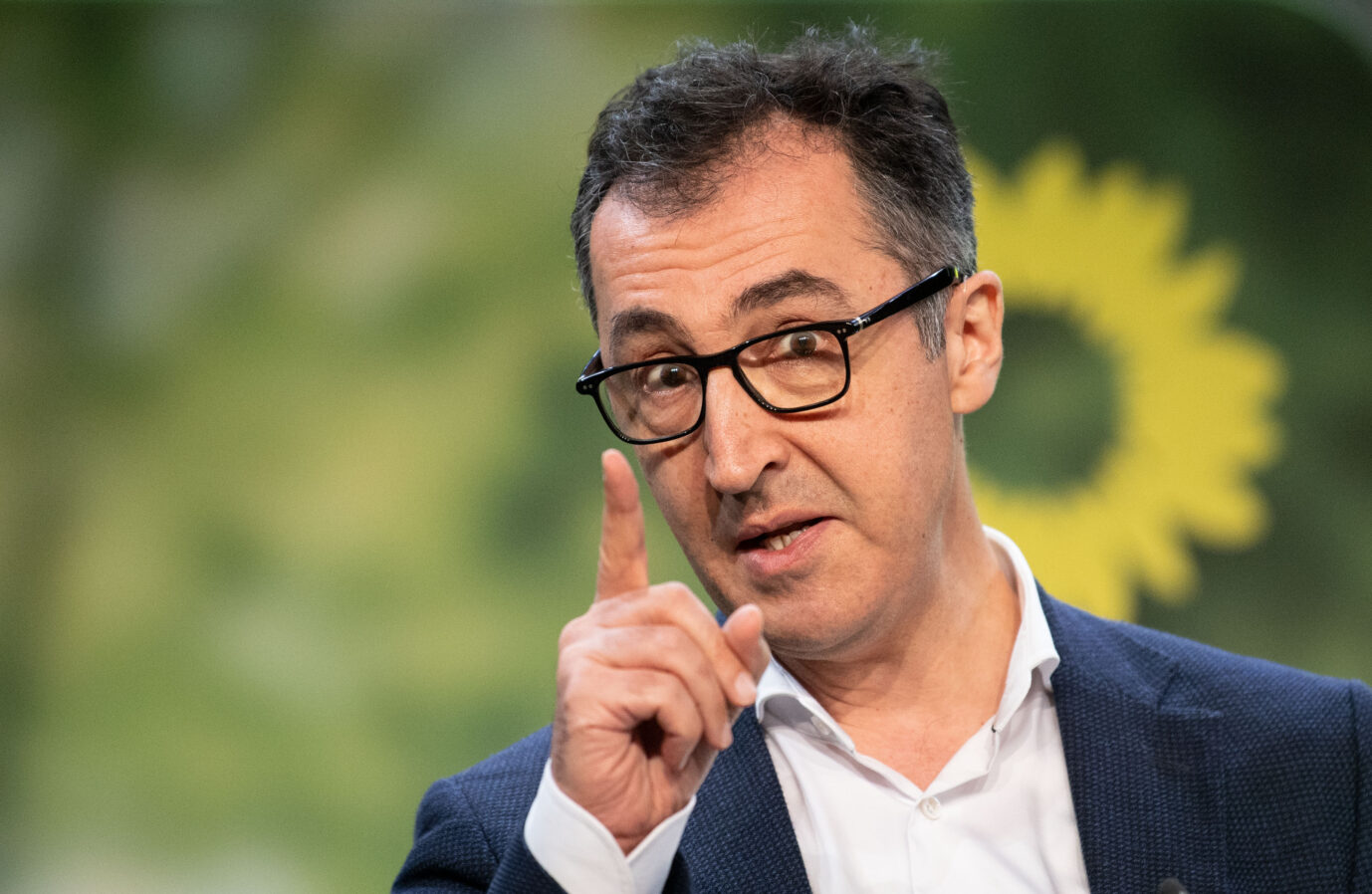 Der designierte Landwirtschaftsminister Cem Özdemir (Grüne): Fehler würden ihm stärker zur Last gelegt als seinen deutschen Parteikollegen