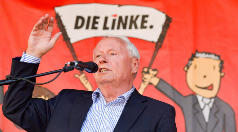 Der Fraktionsvorsitzende des saarländischen Landtags, Oskar Lafontaine: Seine Partei biedere sich an Grüne und SPD an