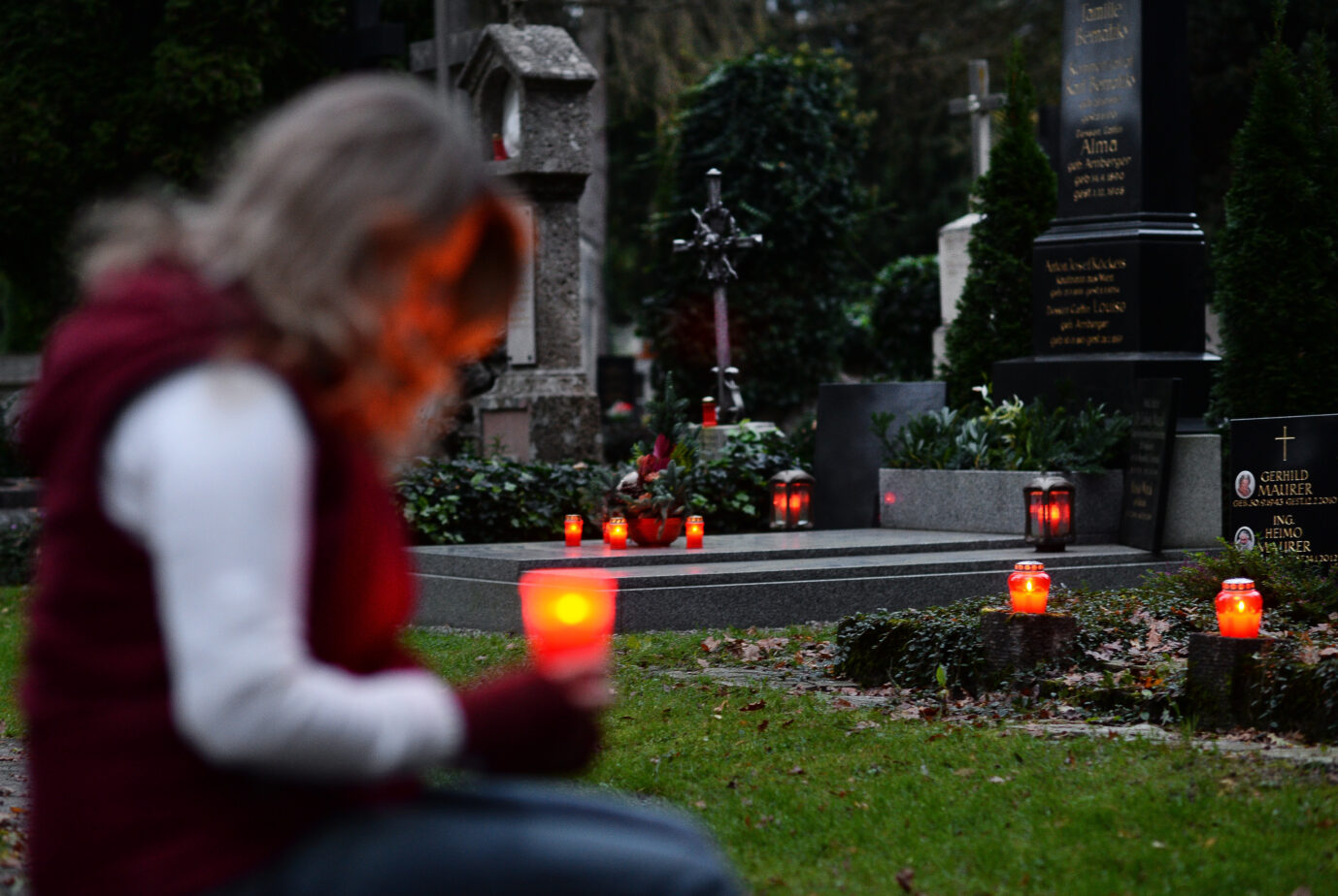 Memento mori: Gläubige gedenken auf Friedhof ihrer Toten