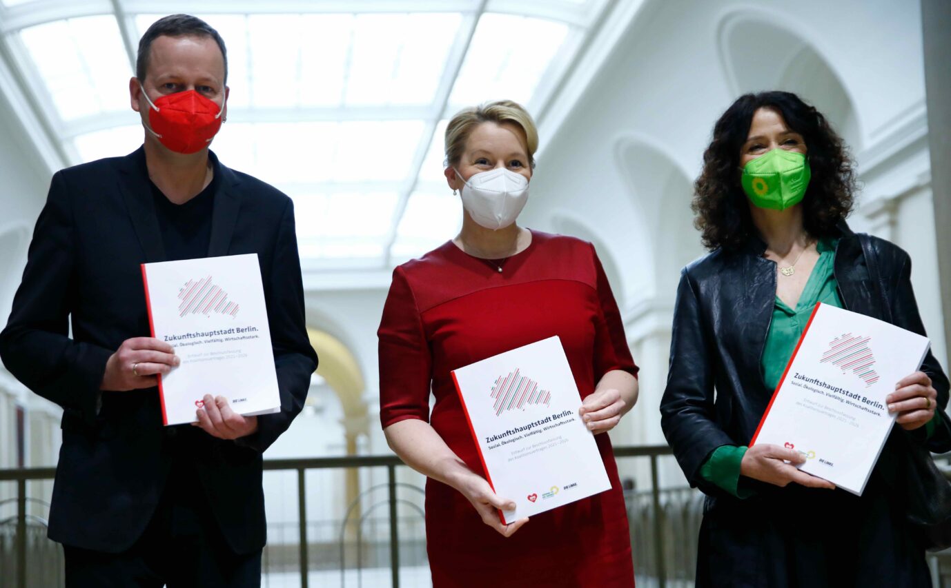 SPD, Grüne und Linke in Berlin stellen Koalitionsvertrag vor