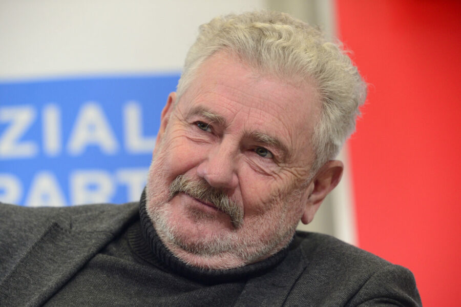 FPÖ-Urgestein Andreas Mölzer: Partei steht in der Tradition des nationalliberalen Lagers in Österreich