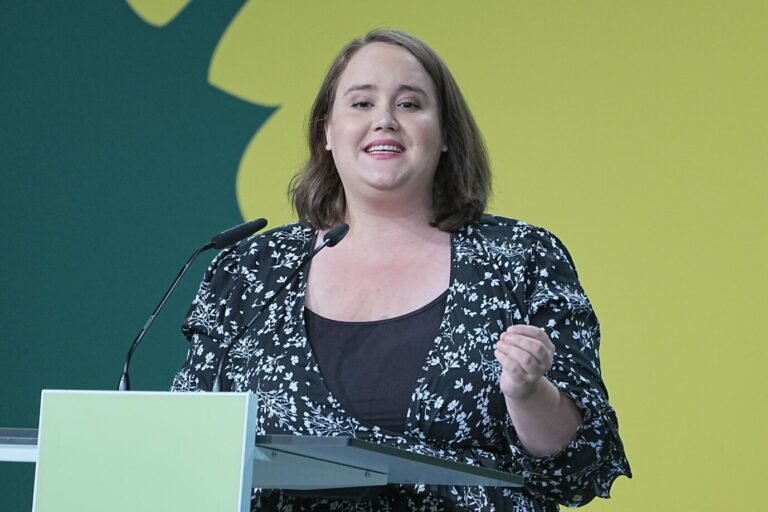 Die Vize-Bundesvorsitzende der Grünen, Ricarda Lang, will Parteichefin werden Foto: picture alliance/dpa | Michael Kappeler