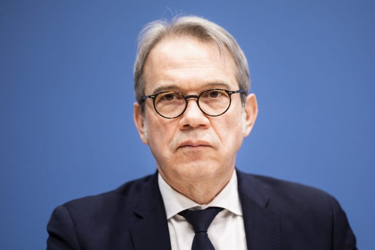 Thüringens Innenminister Georg Maier (SPD): „Es wird immer offensichtlicher, daß die AfD und andere extremistische Gruppierungen versuchen, in staatlichen Institutionen Land zu gewinnen“