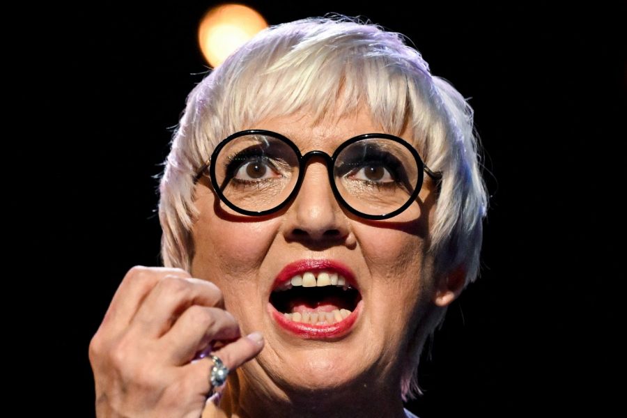 Kulturstaatsministerin Claudia Roth (Grüne) verteilt Steuergelder an linke Medienprojekte