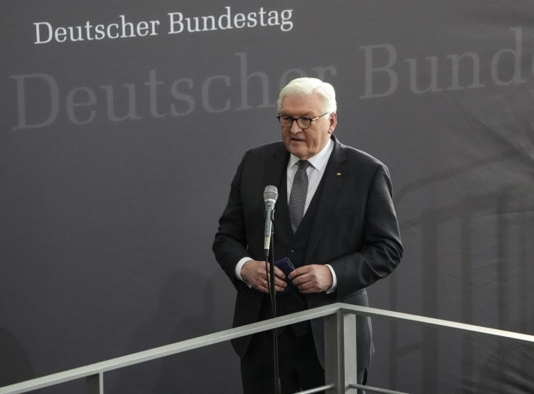 Bundespräsident Frank-Walter Steinmeier: Eine historisch bedeutende Rede sucht man vergeblich Foto: picture alliance / ASSOCIATED PRESS | Michael Sohn