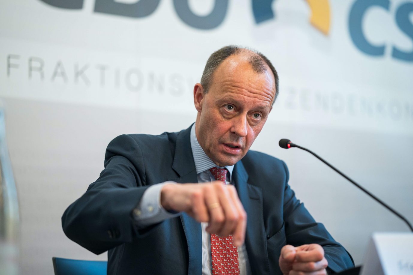 Der neue CDU-Parteichef Friedrich Merz wirbt in Saarbrückenfür Offenheit im Umgang mit der Kernenergie Foto: picture alliance/dpa | Oliver Dietze