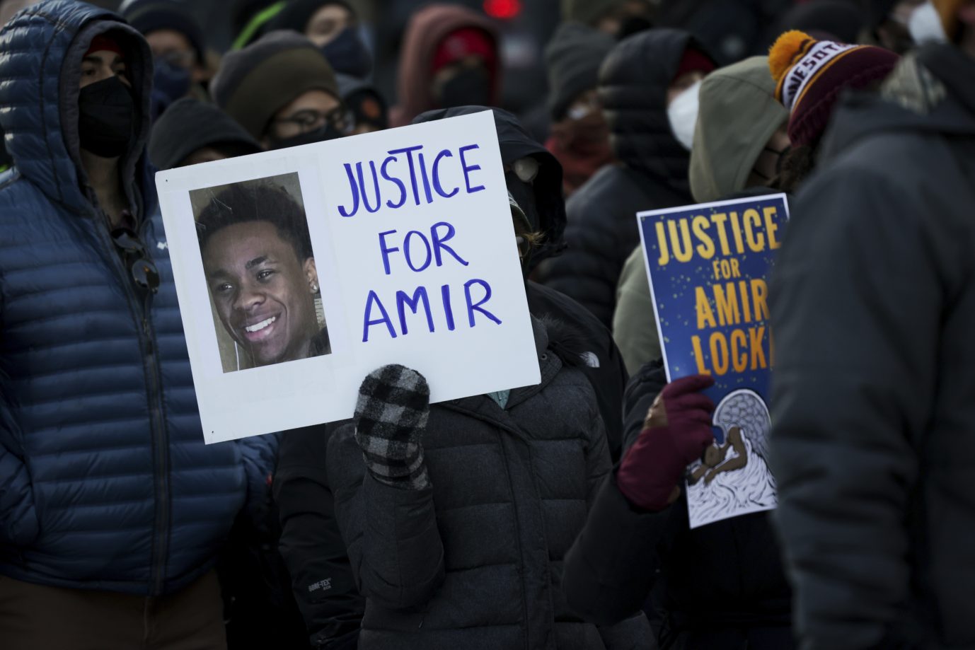 Demonstration nach dem Tod des Afroamerikaners Amir Locke: „Black Lives Matter“-Anhänger fordern Gerechtigkeit