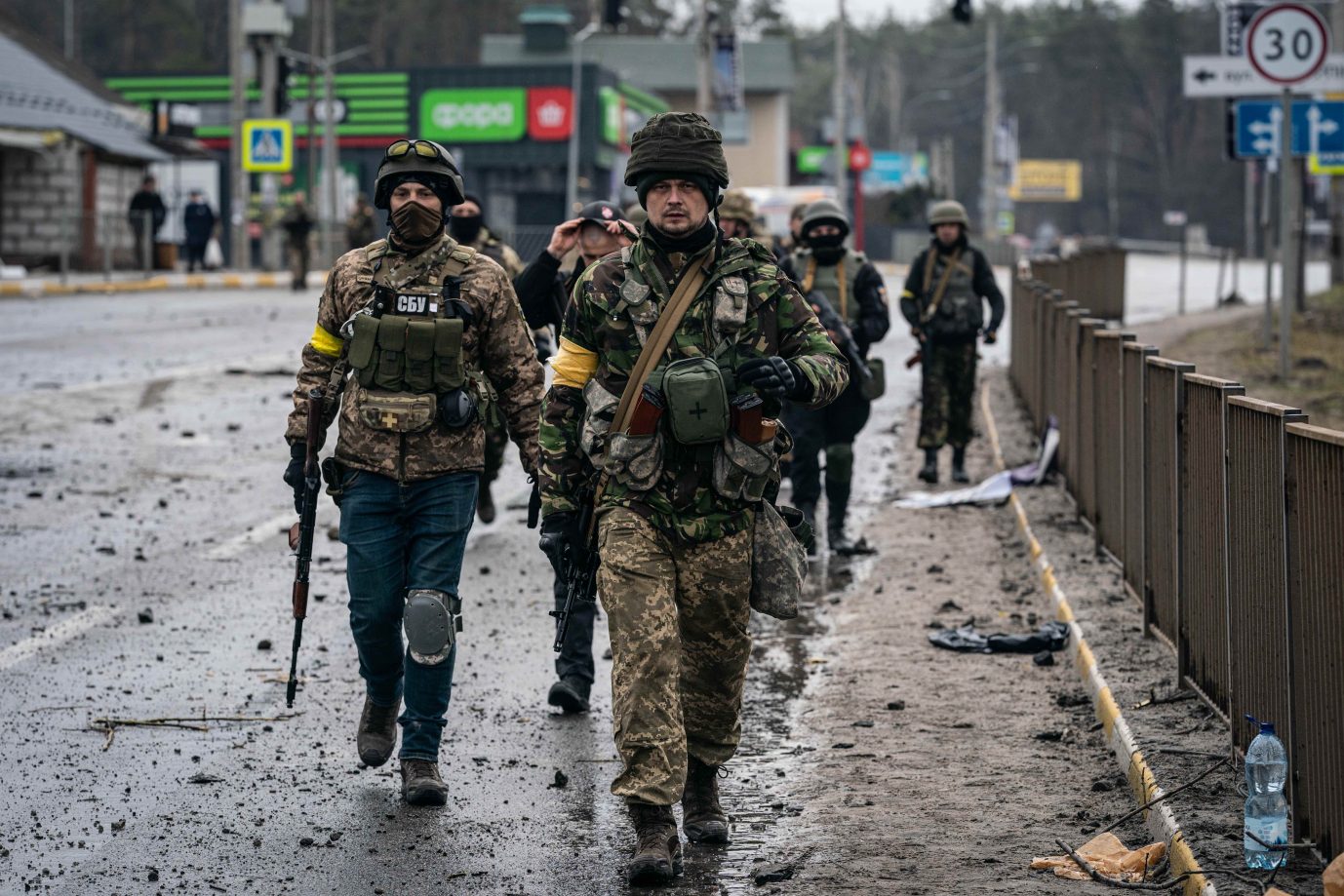 Ukrainische Soldaten: Die AfD fordert von Rußlands Präsident Wladimir Putin, die Kampfhandlungen umgehend einzustellen