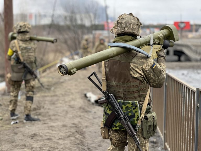 Ukrainische Soldaten in Kiew: Der Kampf um die Stadt könnte Tausende Opfer fordern Foto: picture alliance/dpa/Fotobanka CTK | Pavel Nemecek