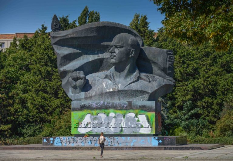 Die Linkspartei wehrt sich gegen den CDU-Vorstoß, daß Thälmann-Denkmal in Pankow abzureißen Foto: picture alliance / Bildagentur-online/Joko | Bildagentur-online/Joko