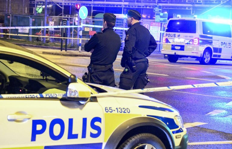 Polizisten sichern einen Tatort im schwedischen Malmö: Symptome einer multiethnischen Gesellschaft Foto: picture alliance / TT NYHETSBYRÅN | Johan Nilsson/TT