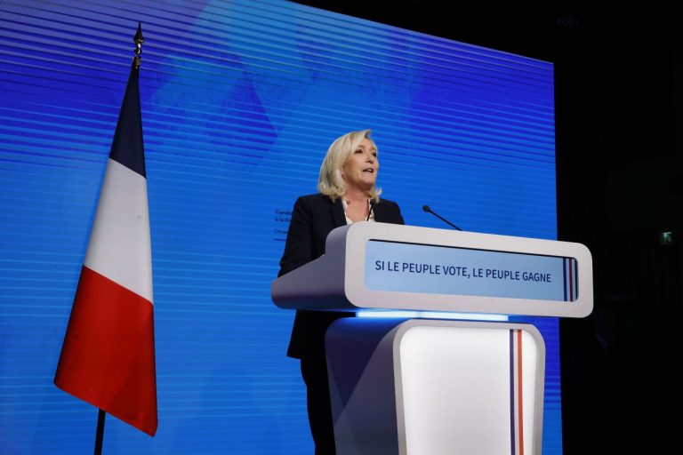 Marine Le Pen: Punktet mit neuem Image Foto: picture alliance / Xinhua News Agency | Rit Heize