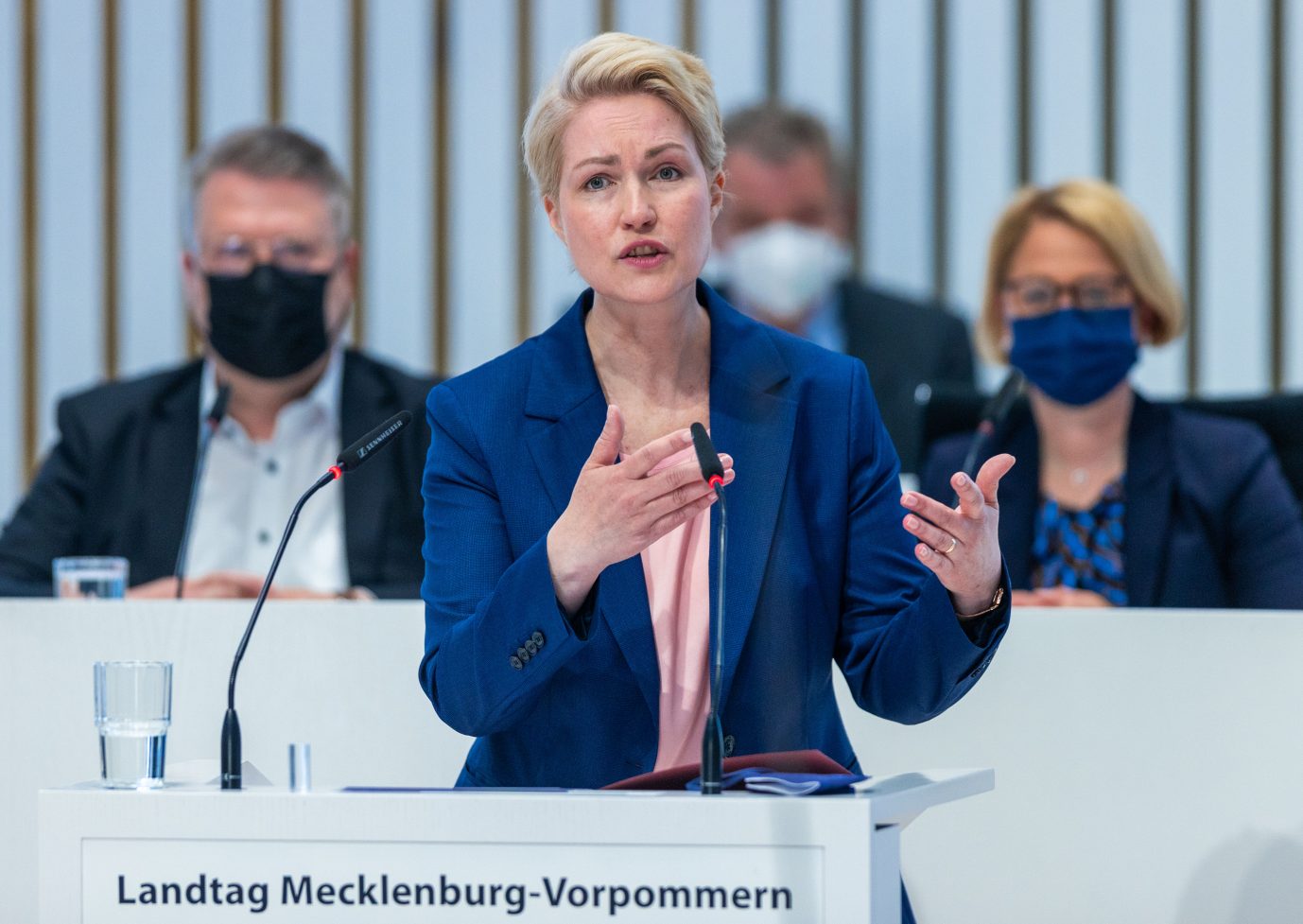 Mecklenburg-Vorpommerns Ministerpräsidentin Manuela Schwesig: Sie zieht Parallelen zwischen ihrer Situation und der Kritik an der damaligen Ostpolitik des ehemaligen Bundeskanzlers Willy Brandt