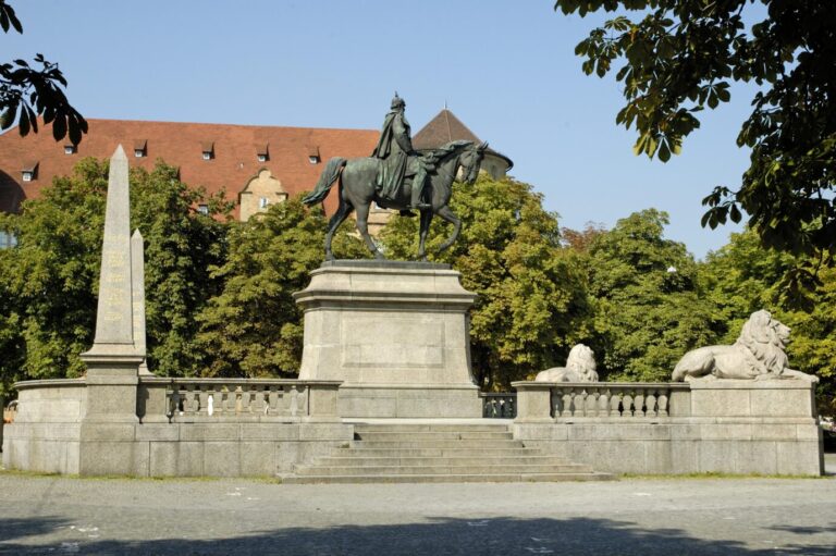 Denkmal für Kaiser Wilhelm I. auf dem Stuttgarter Karlsplat