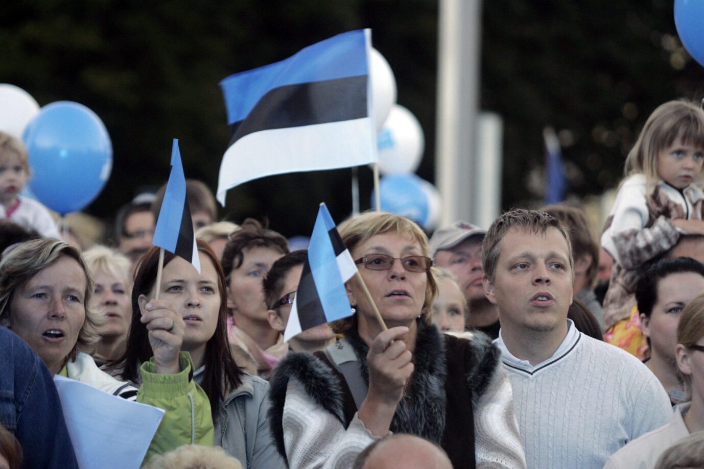 Esten singen am Unabhängigkeitstag: Sangesfestivals haben eine lange Tradition in Estland (Archivbild) Foto: picture alliance / dpa | Valda Kalnina