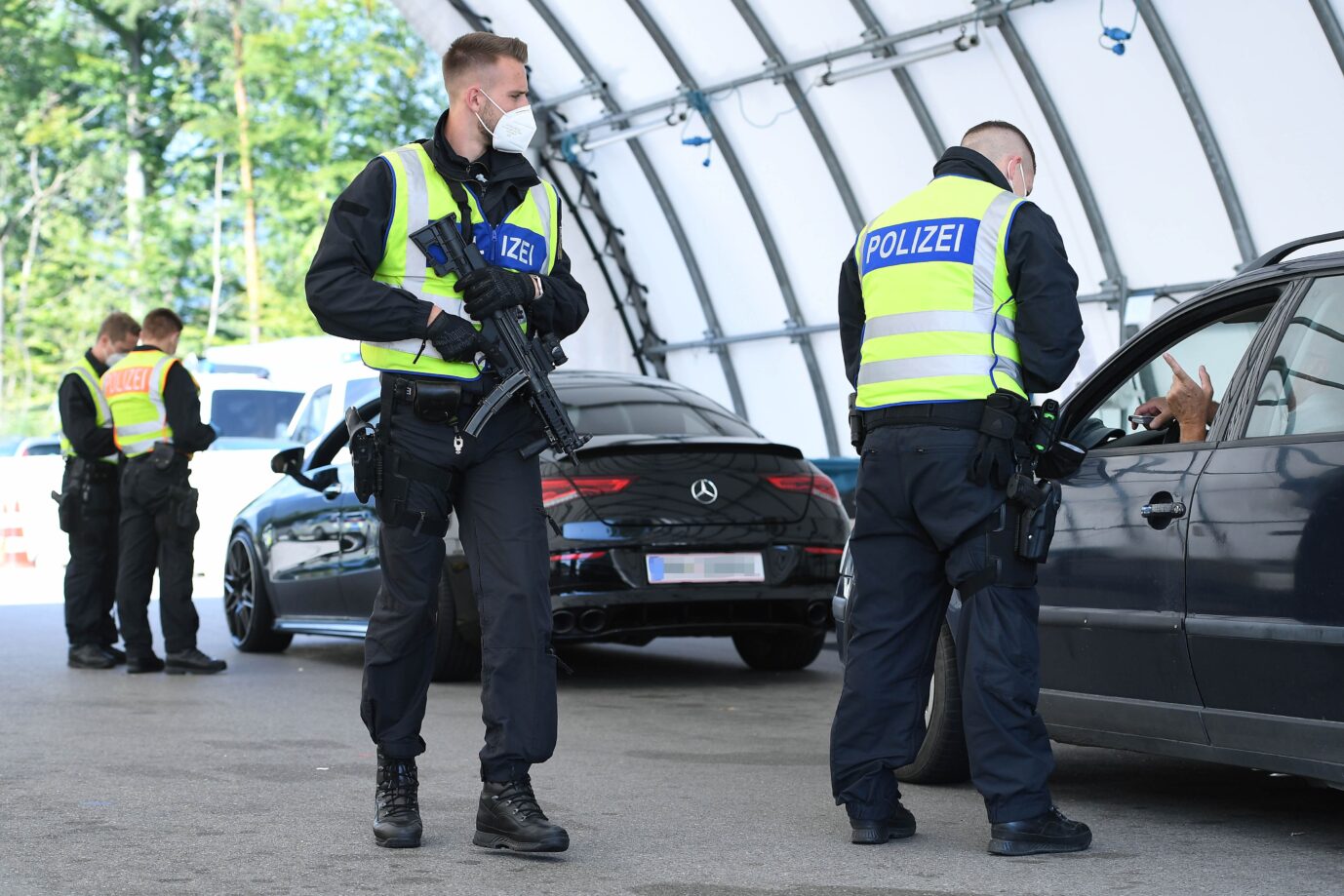 Deutsche Bundespolizisten kontrollieren vom 13. Juni bis 3. Juli 2022 anlässlich des G7-Gipfels Ende Juni 2022 die deutschen Grenzen im Schengenraum