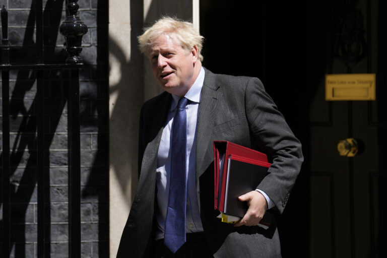Der britische Premierminister Boris Johnson: Er will an dem Abkommen mit Ruanda festhalten