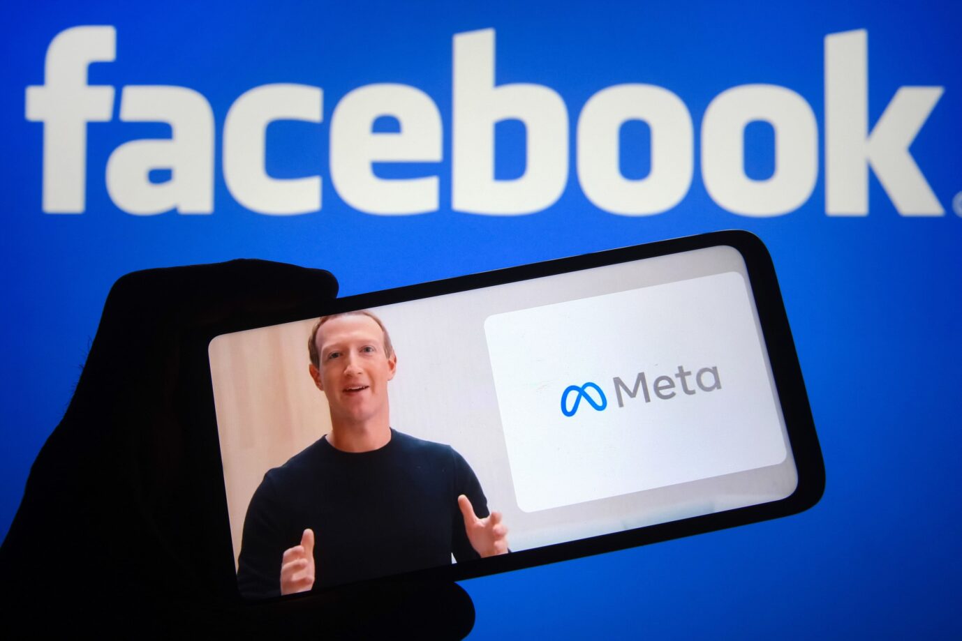 Heftige Schlappe des Facebook-Mutterkonzerns Meta und seines Chefs Marc Zuckerberg vor dem Oberlandesgericht Hamburg.