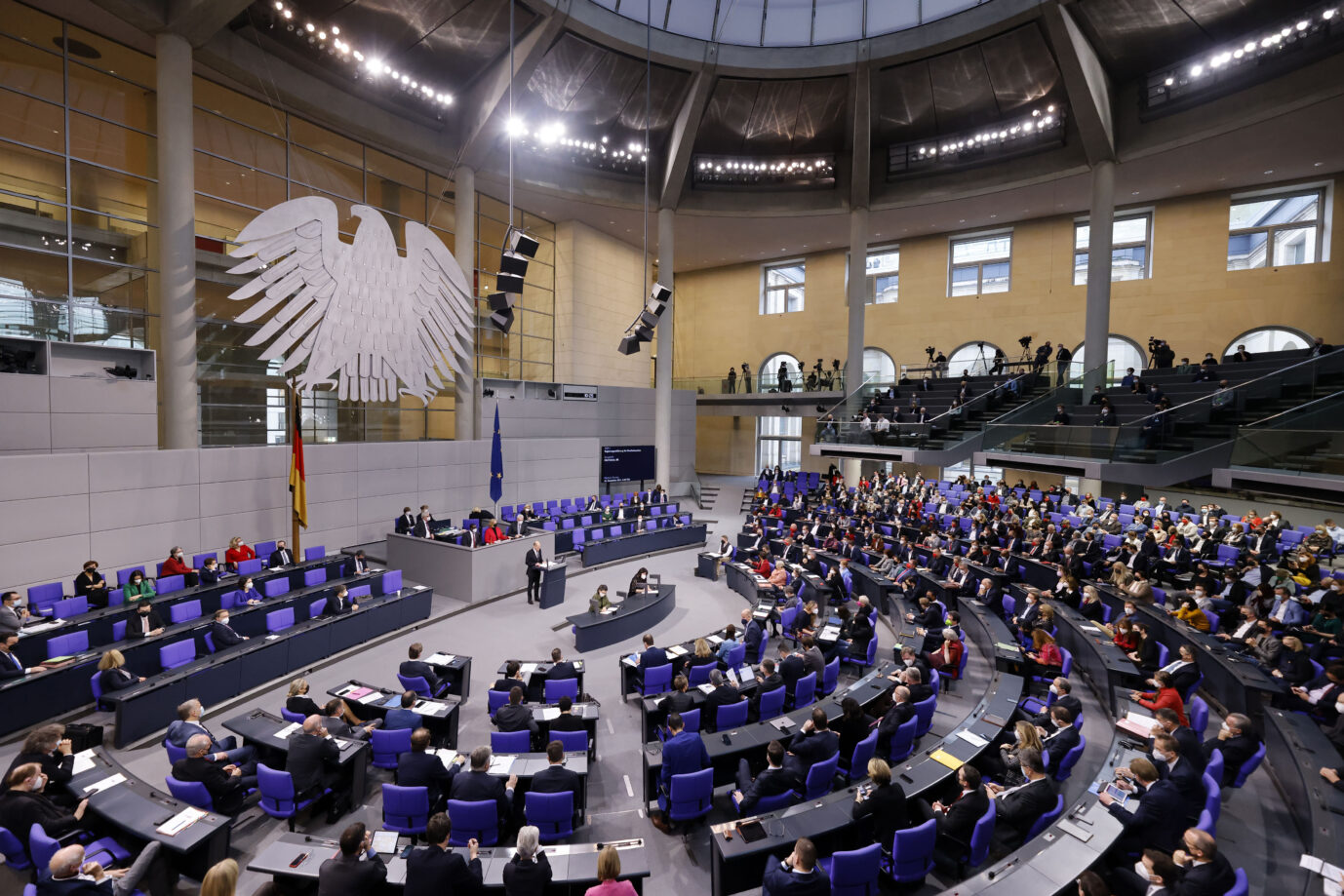 Der Bundestag soll kleiner werden; nur wie? (Symbolbild) Foto: picture alliance / Geisler-Fotopress | Christoph Hardt/Geisler-Fotopres