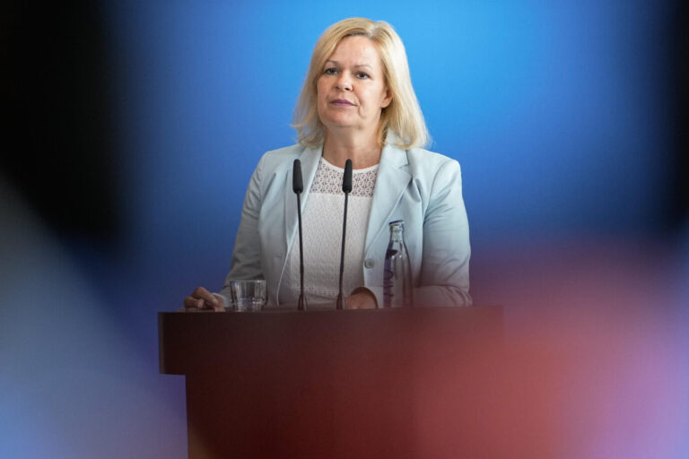 Bundesinnenministerin Nancy Faeser (SPD): „Wir leben in einem Staat, in dem man Dinge klar benennt. Ich rede auch von Clankriminalität“