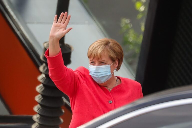 Alt-Kanzlerin Merkel bekommt von der Unesco einen Preis Foto: picture alliance/EPA-EFE | FRIEDEMANN VOGEL