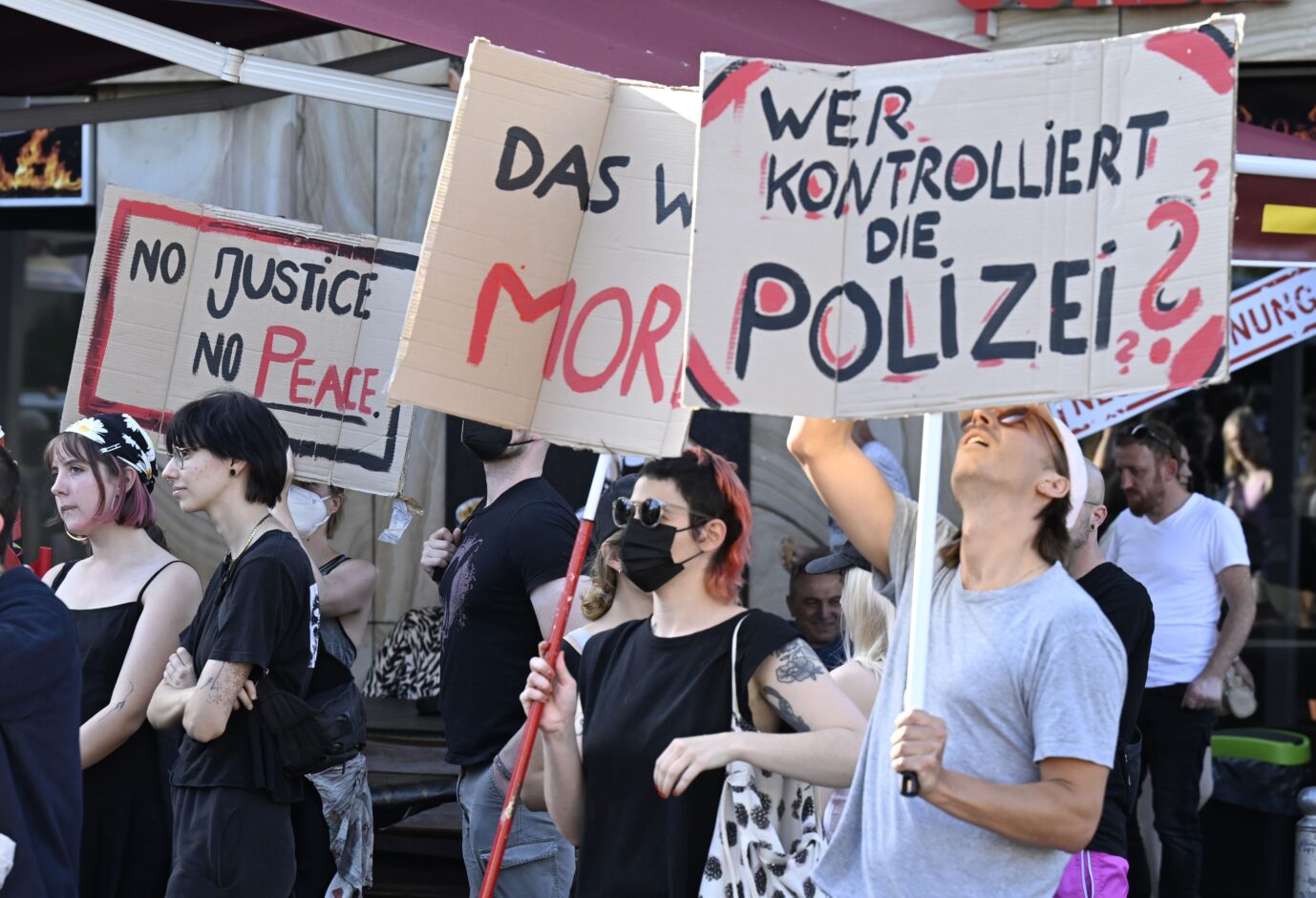 Immer wieder kommt es zu Demonstrationen in Dortmund: Weitreichende Forderungen Foto: picture alliance/dpa | Roberto Pfeil