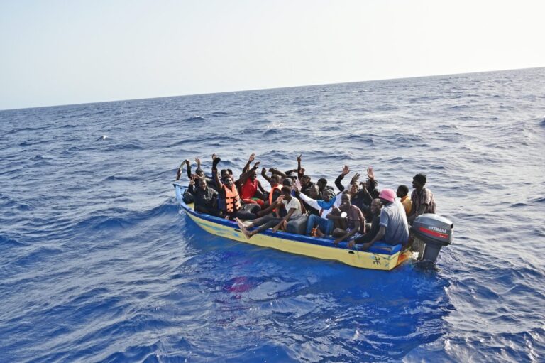 Der Andrang von Asylbewerbern nach Europa - wie hier über die Mittelmeerroute - hält an (Archivbild) Foto: picture alliance / Daniel Kubirski | Daniel Kubirski