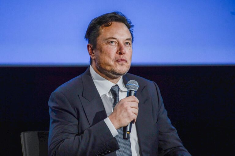 Elon Musk, hier auf einer auf einer Veranstaltung in den USA, galt bisher als Unterstützer der Ukraine