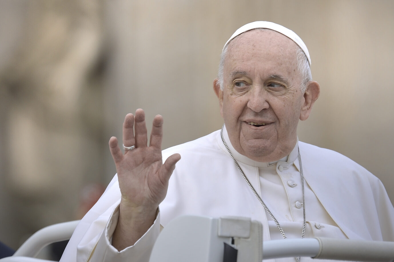 Papst Franziskus macht sich wieder für Migranten stark