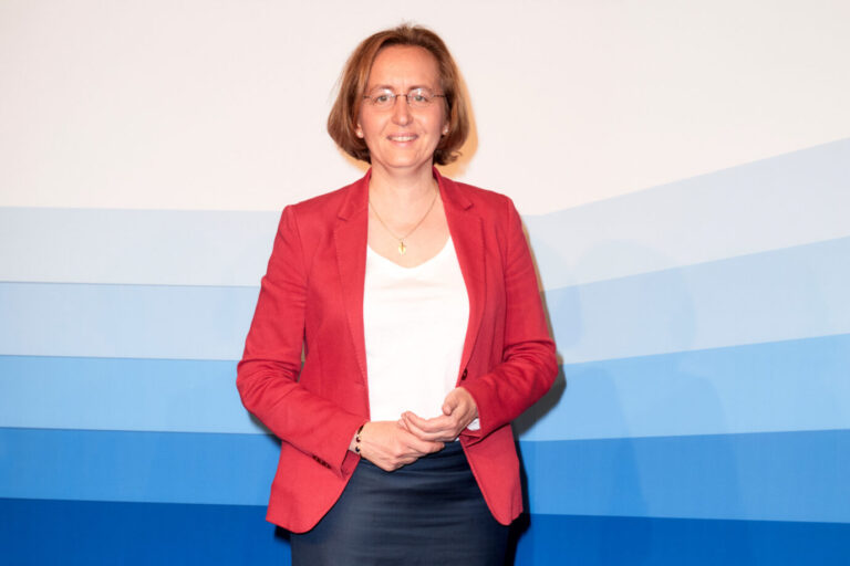 Die stellvertretende Bundessprecherin der AfD, Beatrix von Storch, auf dem roten Teppich beim ARD-Hauptstadttreff in Berlin. Sie ist eine entschiedene Gegnerin von Pubertätsblockern für Minderjährige.