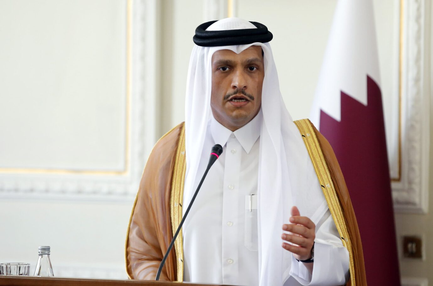 Katars Außenminister Mohammed bin Abdulrahman Al-Thani spricht auf einer Konferenz im Iran im Juli 2022.