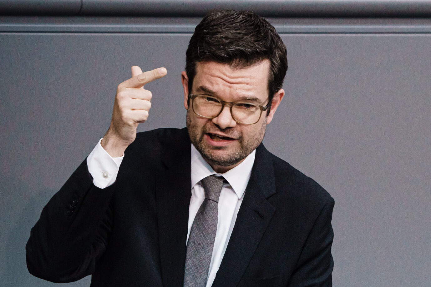 Justizminister Marco Buschmann (FDP): „Homosexualität ist keine Krankheit. Wer die Welt zu einem Sportfest einlädt, der sollte dies längst eingesehen haben“