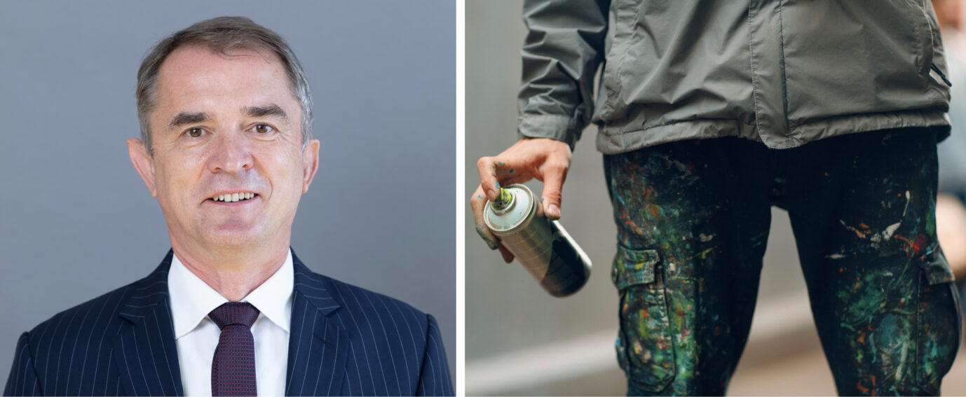 Links im Bild befindet sich der CDU-Kreisvorsitzende in Halle, Marco Tullner, rechts im Bild sieht man einen Graffiti-Sprayer mit farbverschmierter Hose und einer Spraydose in der rechten Hand.