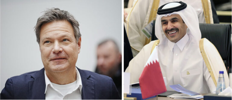 Links im Bild befindet sich der freundlich lächelnde Energieminister Robert Habeck (Grüne), rechts im Bild der ebenfalls freundlich lächelnde kanarische Energieminister Saad Sherida al-Kaabi. Deutschland und Katar haben ein Gas-Abkommen beschlossen.