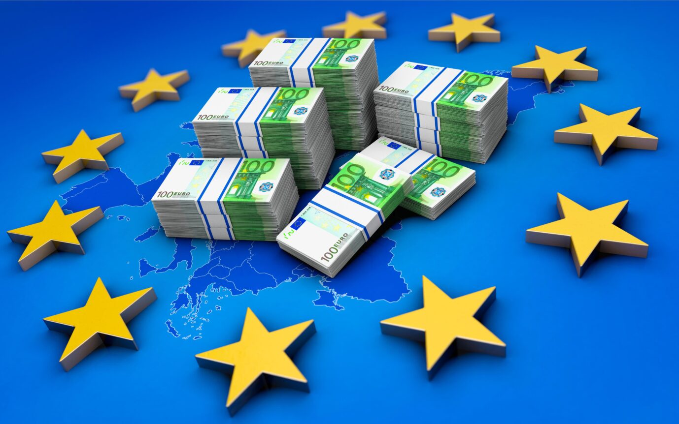 Jeder zweite Euro des EU-Haushalts kommt aus Deutschland, dem mit Abstand größten Nettozahler.