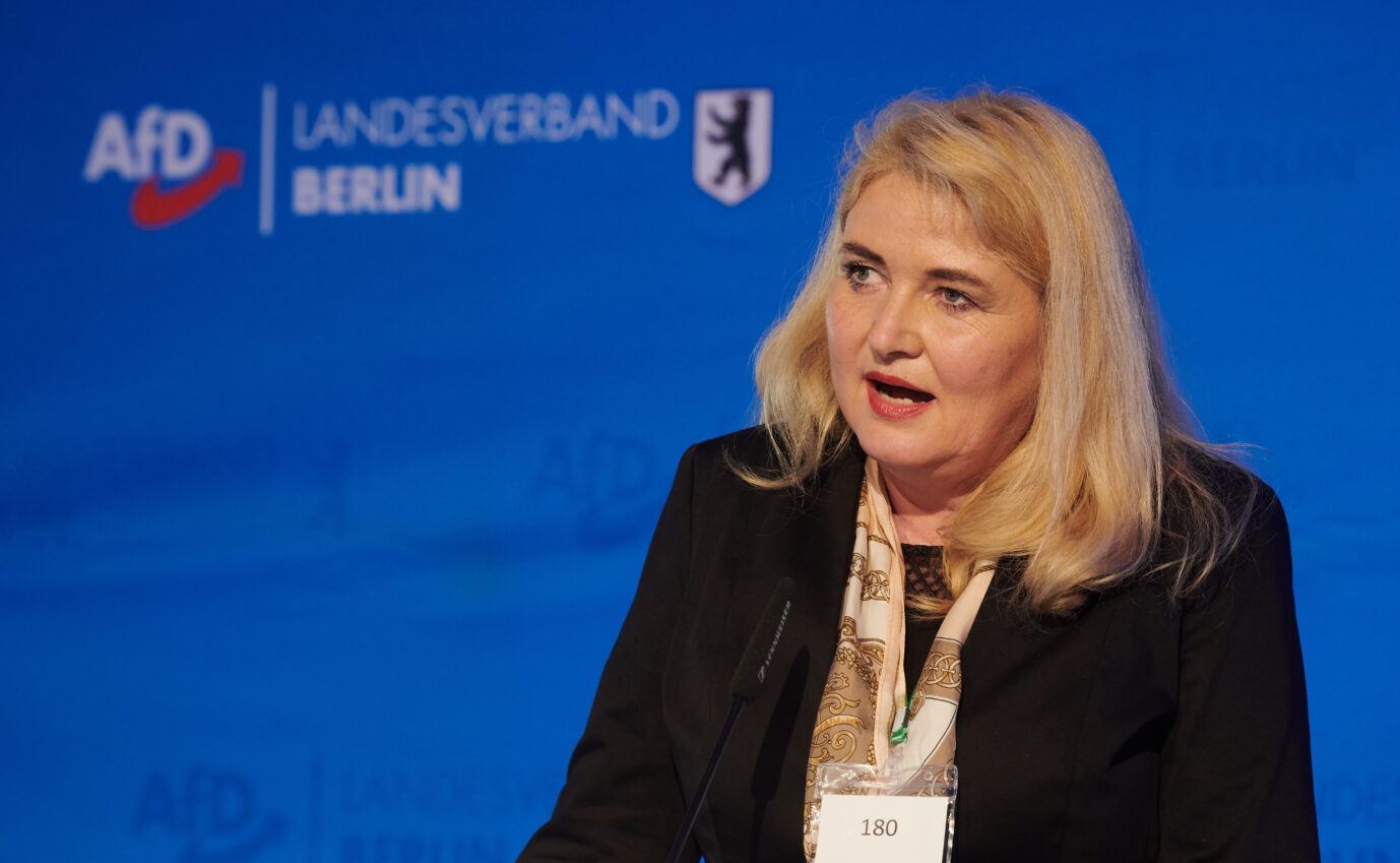 Berlins AfD-Chefin Kristin Brinker kann sich erneut über zwei Direktmandate bei der Abgeordnetenhauswahl in Berlin freuen.