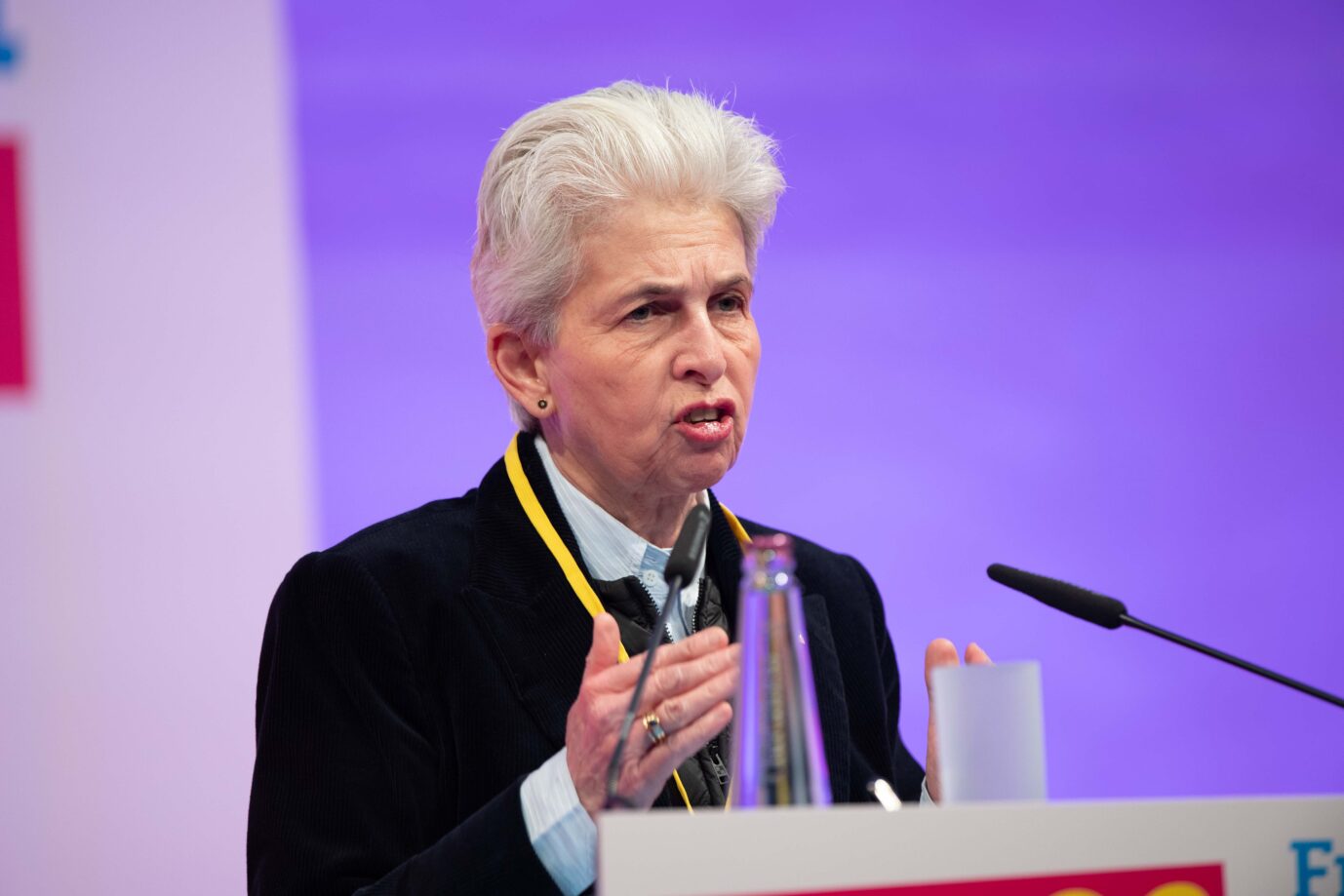 FDP-Politikerin Marie-Agnes Strack-Zimmermann: Radikale Rechte und Linke täten sich beim Thema Frieden zusammen