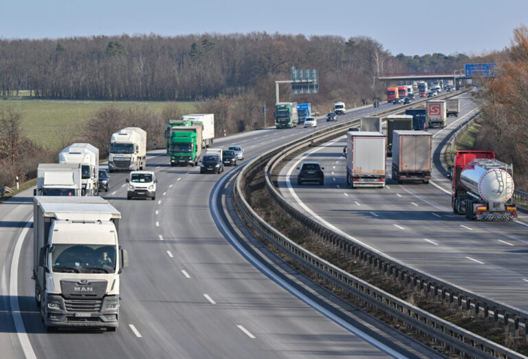 Autobahn: Umweltverbände fürchten um das Klima