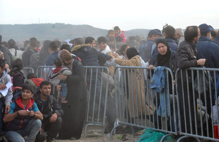 Migranten auf dem Weg nach Europa: Die EU will künftig auf Grenzschutz und Abschiebungen setzen