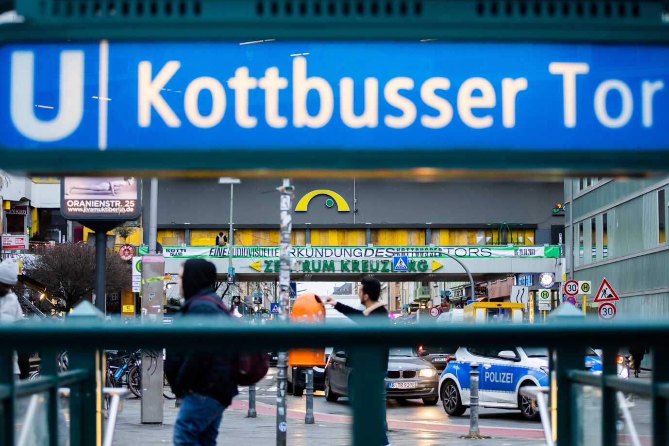Polizei als Mörder beschimpft: Das Kottbusser Tor ist einer der gefährlichsten Orte Berlins.