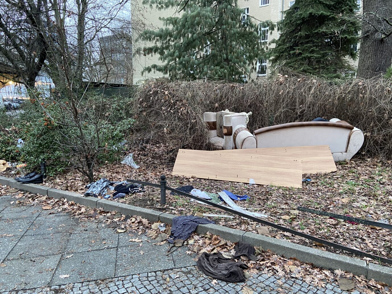 Illegale Müllentsorgung in Berlin Foto: JF
