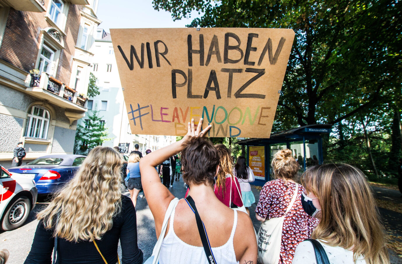 „Wir haben Platz“-Demonstration in München: Einheimische werden zu Bürgern zweiter Klasse