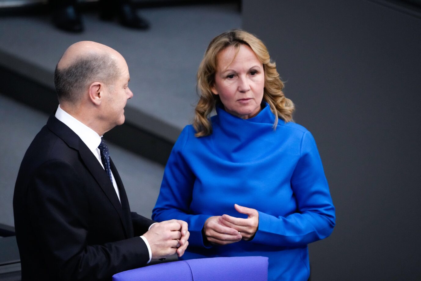 Wollen den Atomausstieg durchziehen: Bundeskanzler Olaf Scholz (SPD) und Umweltministerin Steffi Lemke (Grüne).