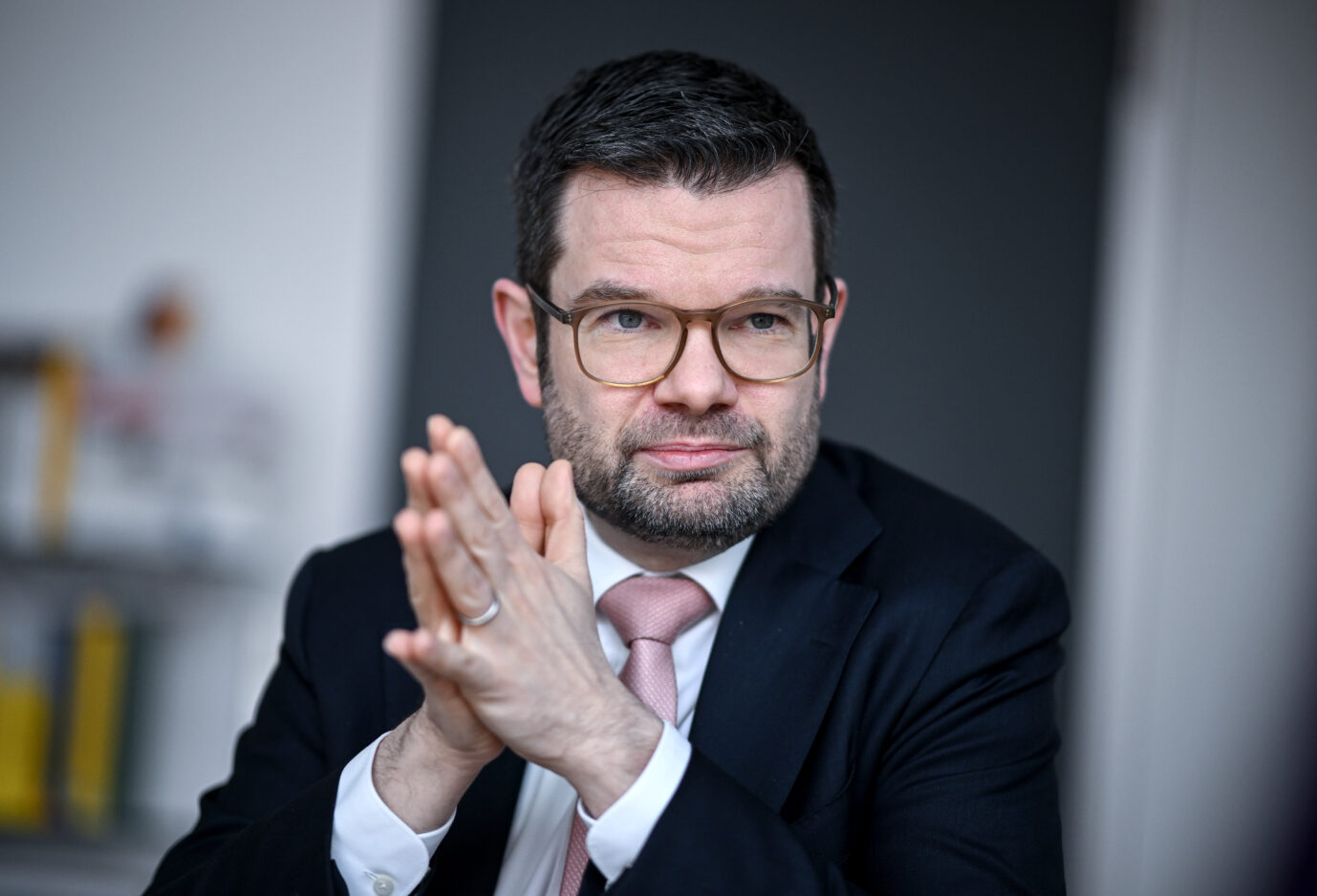 Justizminister Marco Buschmann (FDP): Sein Ministerium kämpft gegen Haß im Internet