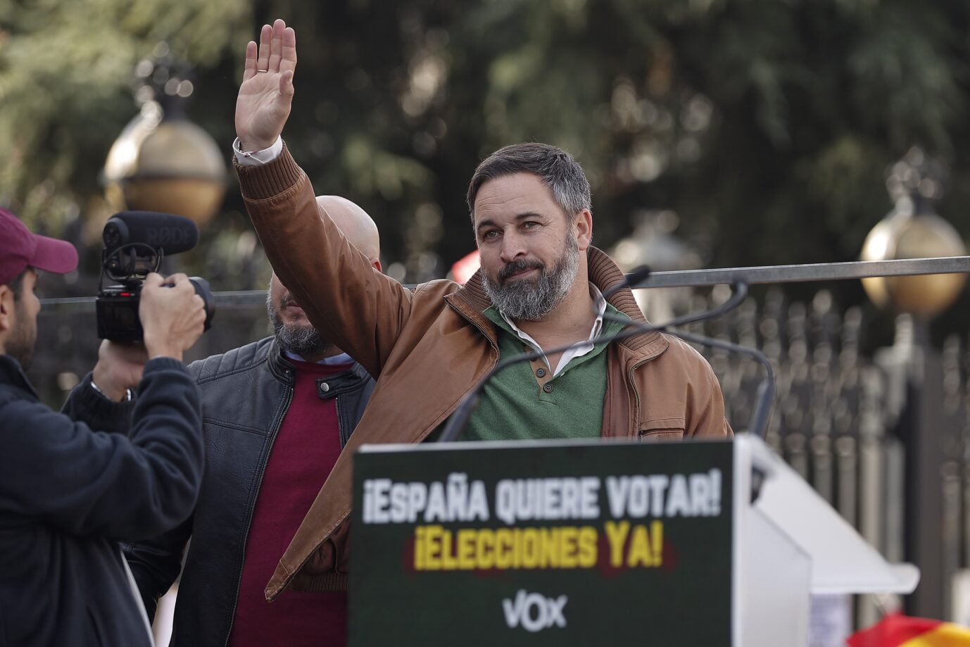 Vox-Chef Santiago Abascal bei einer Demonstration in Madrid – seine Partei befindet sich auf einem Kurs Richtung Erfolg Foto: picture alliance / AA | Burak Akbulut