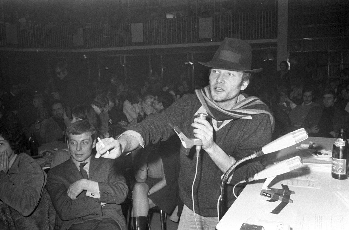 Der Kommunistische Bund Kader, Karrieristen und Gestörte