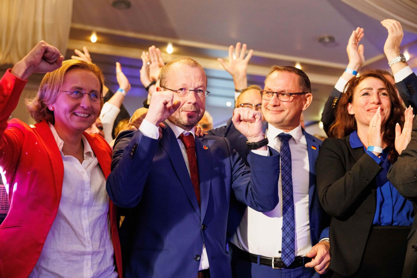Grund zur Freude: Die AfD hat einer INSA-Umfrage zufolge die SPD überholt Foto: picture alliance/dpa | Michael Matthey
