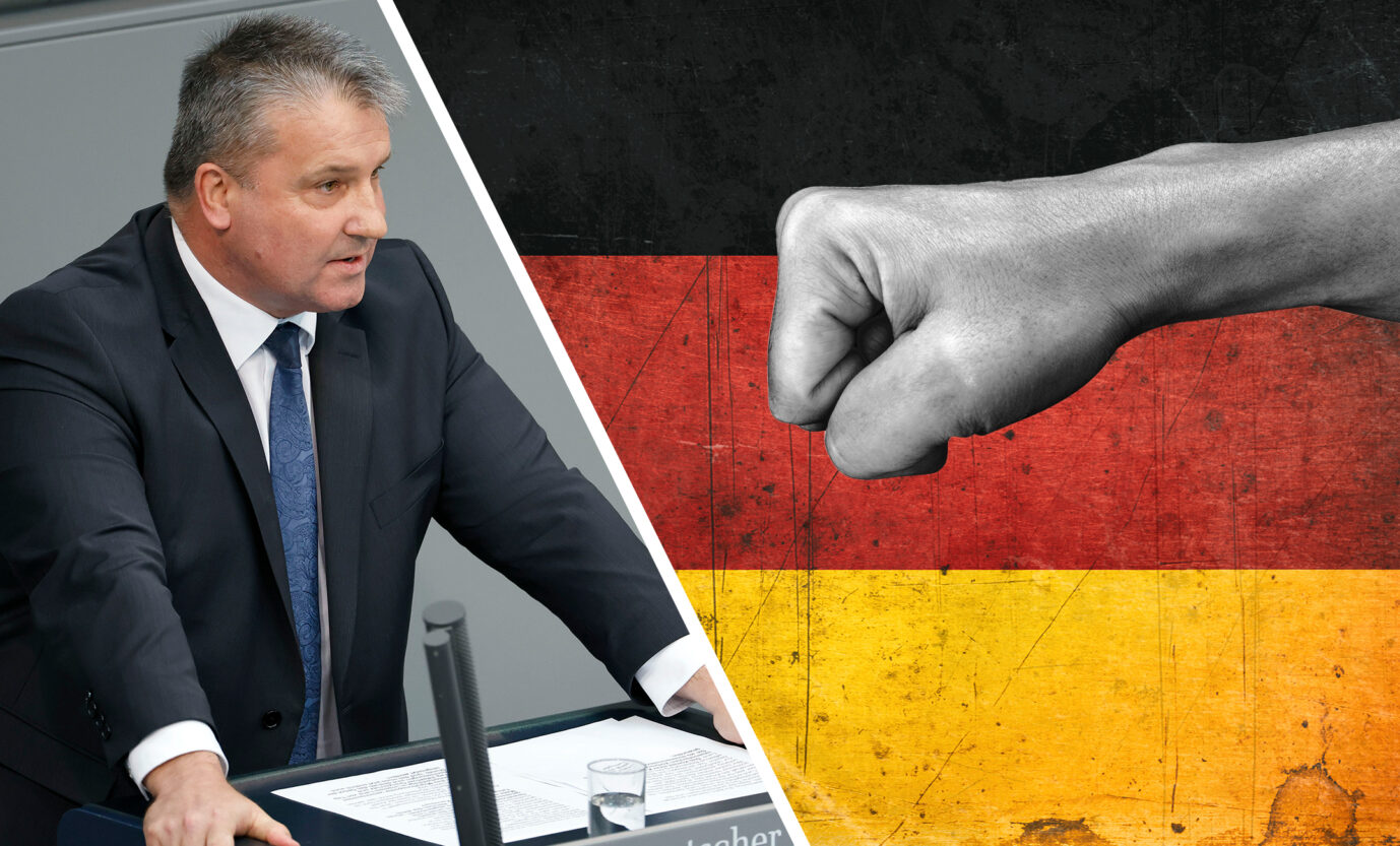 Martin Hess ist Abgeordneter der AfD und steht links im Bild im Bundestag. Links daneben ist eine Faust vor der Deutschlandfahne, um deutschenfeindliche Gewalt zu symbolisieren